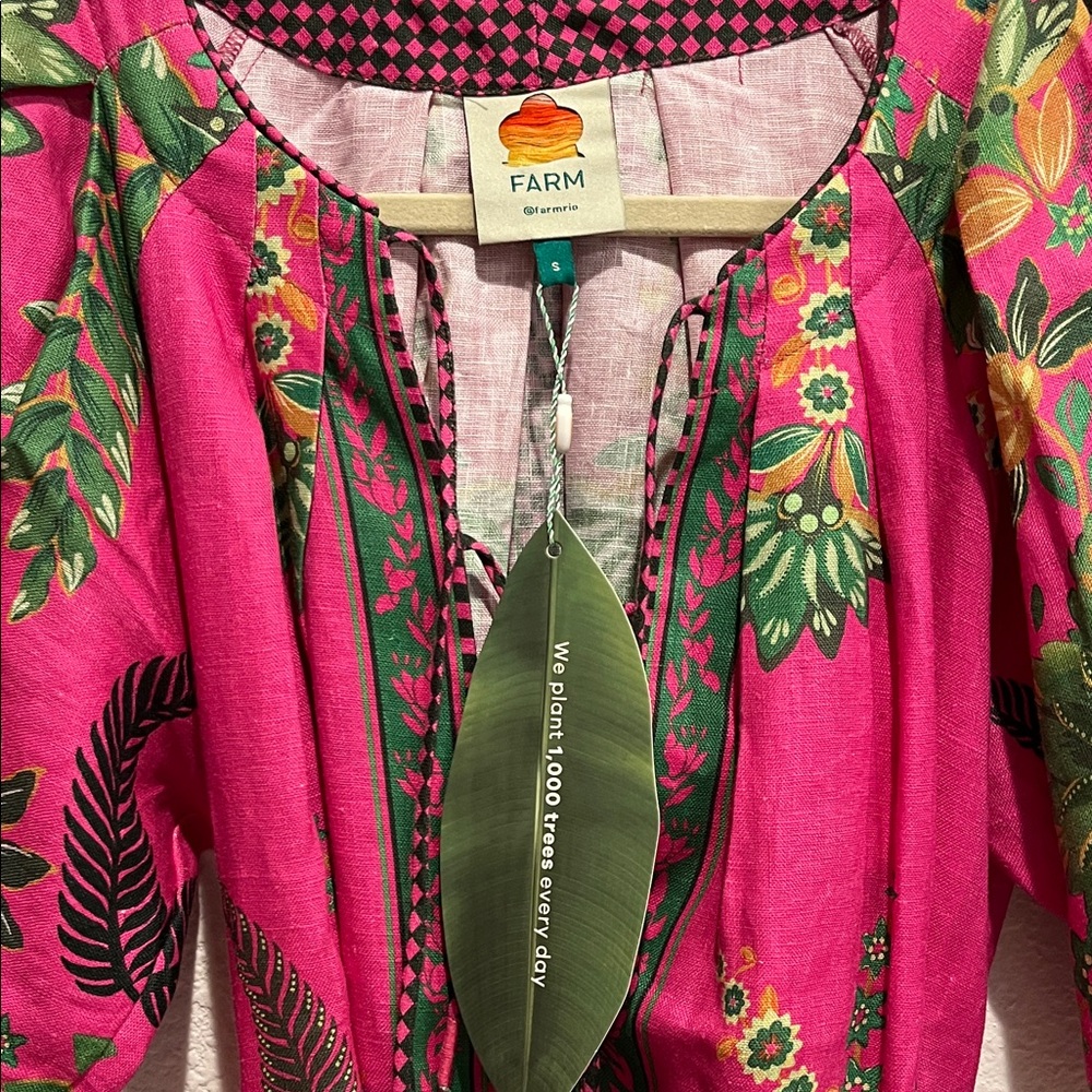 FARM Rio Pink Floral Maxi Dress with Green Accents - Picture 2 of 7